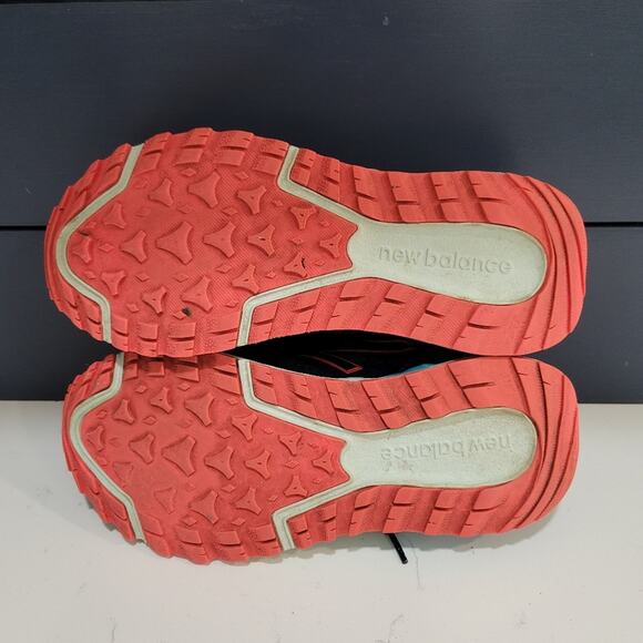 New Balance 690 v1 Trail Running Shoes  Size 8 - Picture 9 of 10